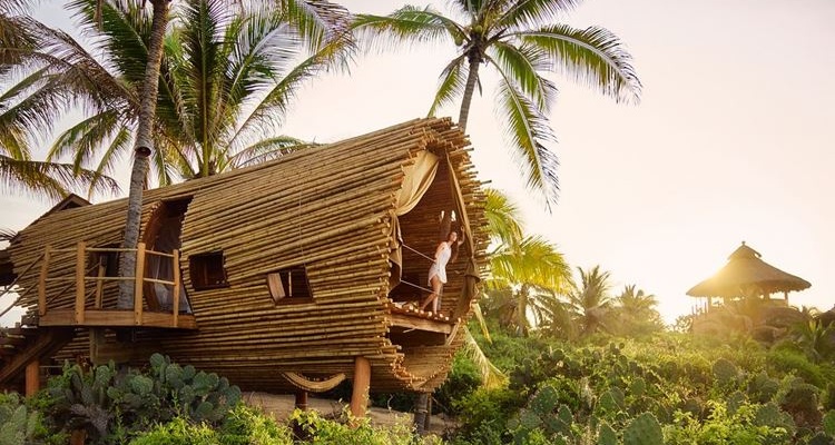 Are you planning to Travel this Summer ? (35 Photos)