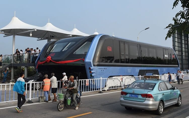 China’s Transit Elevated Bus (TEB) Is Here