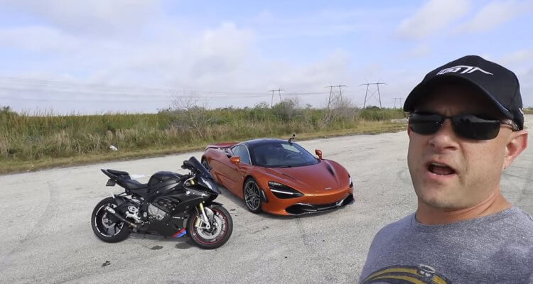 BMW S1000RR Motorcycle vs McLaren 720S Drag Racing 1