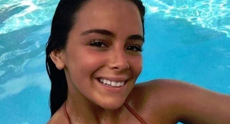 Brace Yourself And Get Ready To See Some Tan Lines (35 Photos) 1